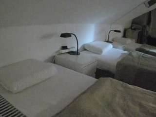 voyeurcam-julmodels-bed-4