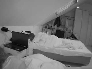 voyeurcam-julmod... Live Webcam on CamSoda