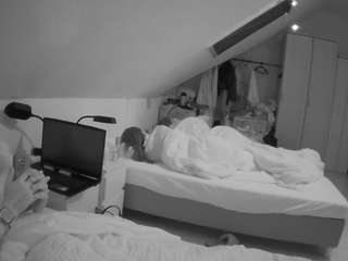 Image 1 of voyeurcam-julmodels-bed-4, female webcam model,  years old, on live webcam