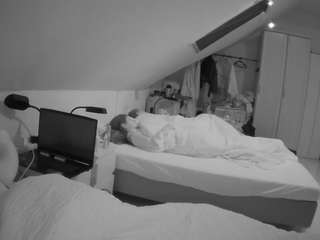 voyeurcam-julmod... Live Webcam on CamSoda