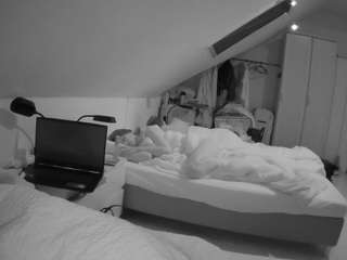 voyeurcam-julmodels-bed-4, female webcam model,  years old, on live webcam