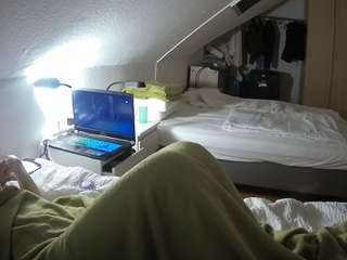 le modèle voyeurcam-julmodels-bed-4 est en webcam porno dans un show sur le site camsoda, il possède les tags suivants: amateur,flash,flashing,hidden,hidden cam,julmodels-house,pov,sexwebcam,voyeur,hd