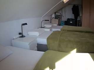 voyeurcam-julmodels-bed-4