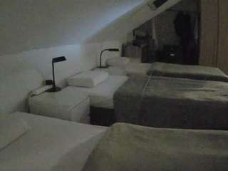 voyeurcam-julmodels-bed-4