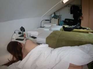 voyeurcam-julmodels-bed-4 webcam