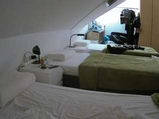 voyeurcam-julmodels-bed-4 webcam