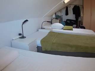 voyeurcam-julmodels-bed-4