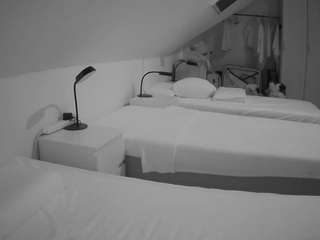 voyeurcam-julmod... Live Webcam on CamSoda