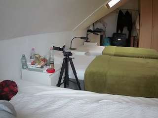 This model is live right now. voyeurcam-julmodels-bed-4