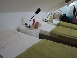 voyeurcam-julmodels-bed-4