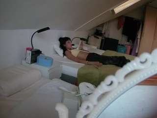 voyeurcam-julmodels-bed-4