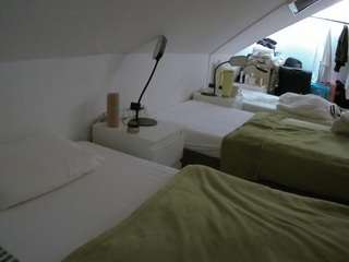 voyeurcam-julmodels-bed-4 Sex Cam Show