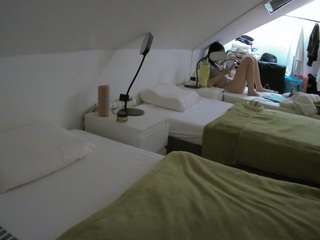voyeurcam-julmodels-bed-4