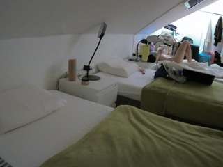 voyeurcam-julmodels-bed-4