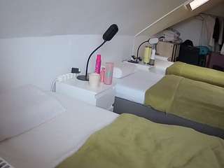 voyeurcam-julmodels-bed-4