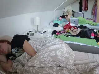 Julmodels Bedroom-D4's Live Sex Cam Show