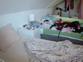 Julmodels Bedroom-D4's Live Sex Cam Show