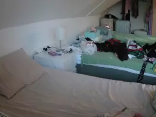 Julmodels Bedroom-D4's Live Sex Cam Show