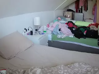 Julmodels Bedroom-D4's Live Sex Cam Show