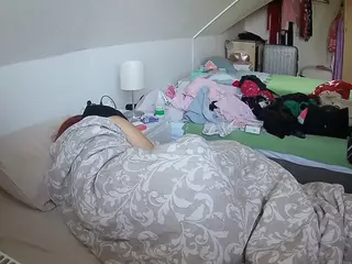 Julmodels Bedroom-D4's Live Sex Cam Show