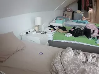 Julmodels Bedroom-D4's Live Sex Cam Show