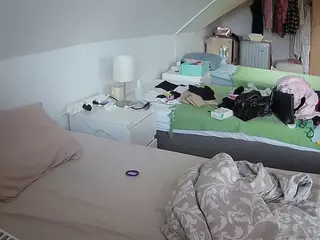 Julmodels Bedroom-D4's Live Sex Cam Show