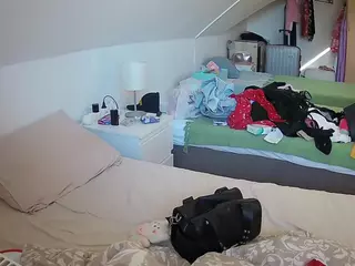 Julmodels Bedroom-D4's Live Sex Cam Show