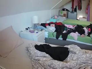 Julmodels Bedroom-D4's Live Sex Cam Show