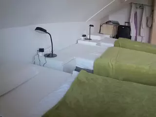 Julmodels Bedroom-D4's Live Sex Cam Show