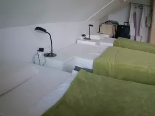 Julmodels Bedroom-D4's Live Sex Cam Show