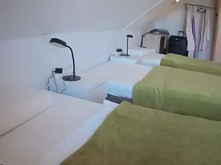 Julmodels Bedroom-D4's Live Sex Cam Show