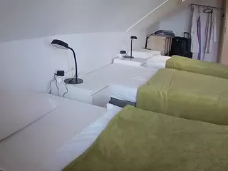 Julmodels Bedroom-D4's Live Sex Cam Show
