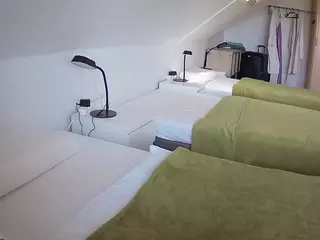 Julmodels Bedroom-D4's Live Sex Cam Show