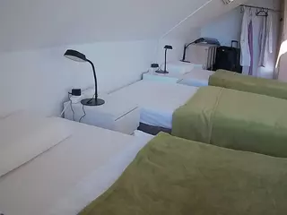 Julmodels Bedroom-D4's Live Sex Cam Show