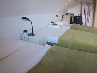 Julmodels Bedroom-D4's Live Sex Cam Show