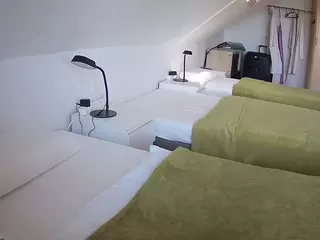 Julmodels Bedroom-D4's Live Sex Cam Show