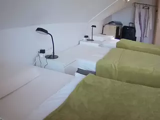 Julmodels Bedroom-D4's Live Sex Cam Show