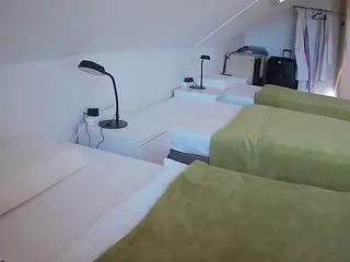 Julmodels Bedroom-D4's Live Sex Cam Show