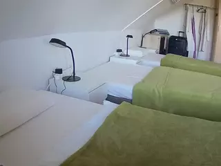 Julmodels Bedroom-D4's Live Sex Cam Show