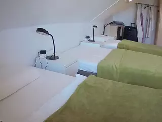 Julmodels Bedroom-D4's Live Sex Cam Show