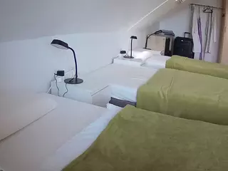 Julmodels Bedroom-D4's Live Sex Cam Show