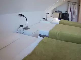 Julmodels Bedroom-D4's Live Sex Cam Show
