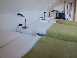 Julmodels Bedroom-D4's Live Sex Cam Show