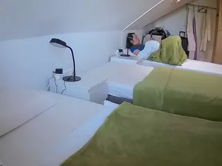 Julmodels Bedroom-D4's Live Sex Cam Show