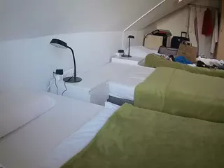 Julmodels Bedroom-D4's Live Sex Cam Show