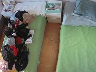 camsoda voyeurcam-julmodels-bed-5