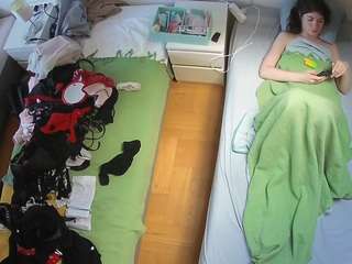 voyeurcam-julmodels-bed-5 camsoda Xnxx Web Cam 