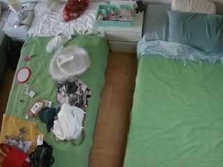 voyeurcam-julmodels-bed-5 Mycams Models camsoda