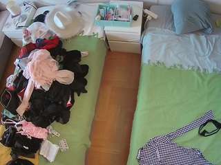 voyeurcam-julmodels-bed-5 Adult Cam Models camsoda