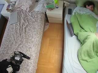 voyeurcam-julmodels-bed-5 Milf Models camsoda